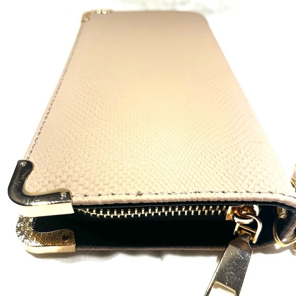 Beautiful, brand new, never used wallet! :) - Picture 2 of 6